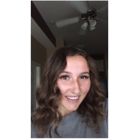 Meet your Posher, Luna - Picture 1 of 1